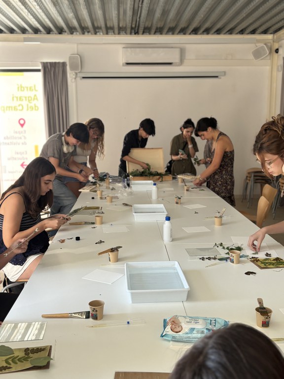 1.01.3.01 - Ampliar i diversificar l’oferta existent d’oci per a joves tenint en compte entitats, equipaments i col·lectius juvenils.